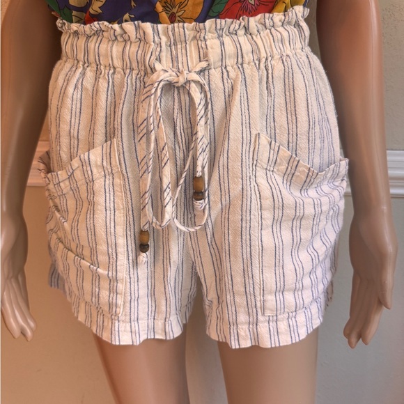Urban outfitters front pocket shorts size small - Picture 1 of 5